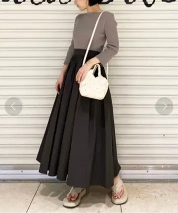 Mila Owen 직물 볼륨 스커트 도킹 리브 니트/원피스