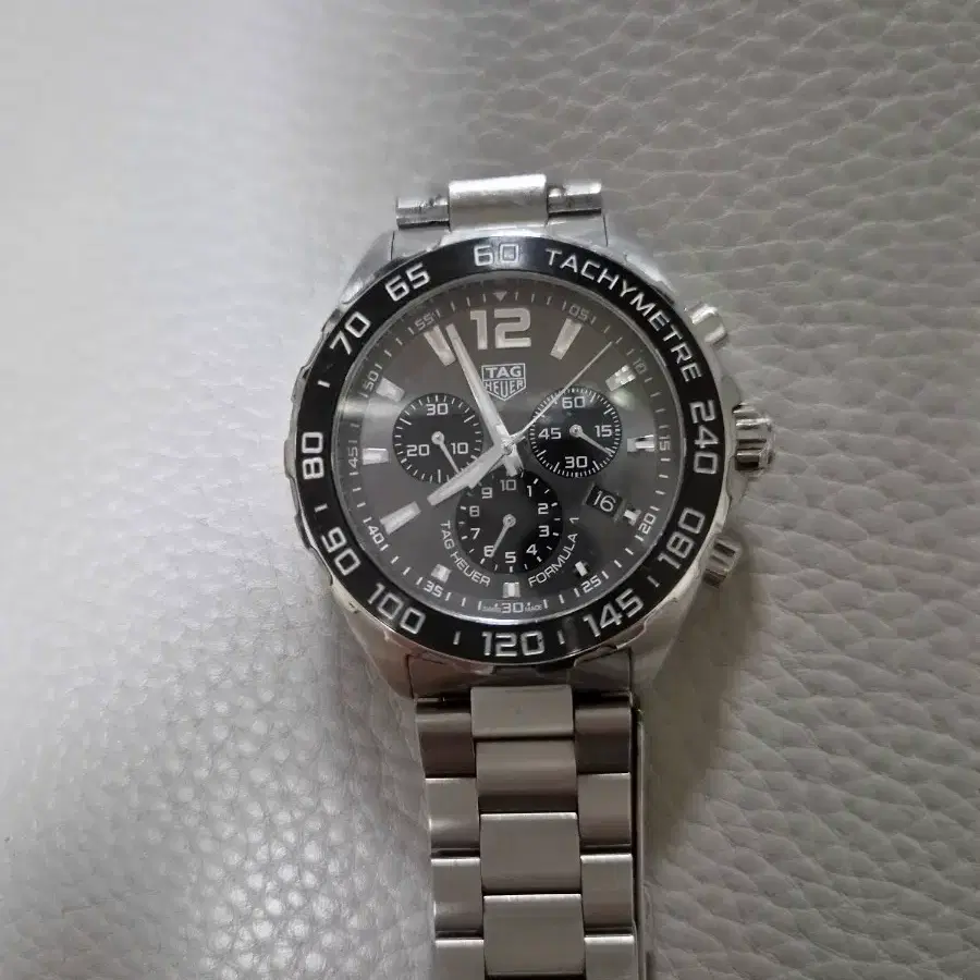 태그호이어 포뮬러1 크로노그래프 쿼츠(43mm)
