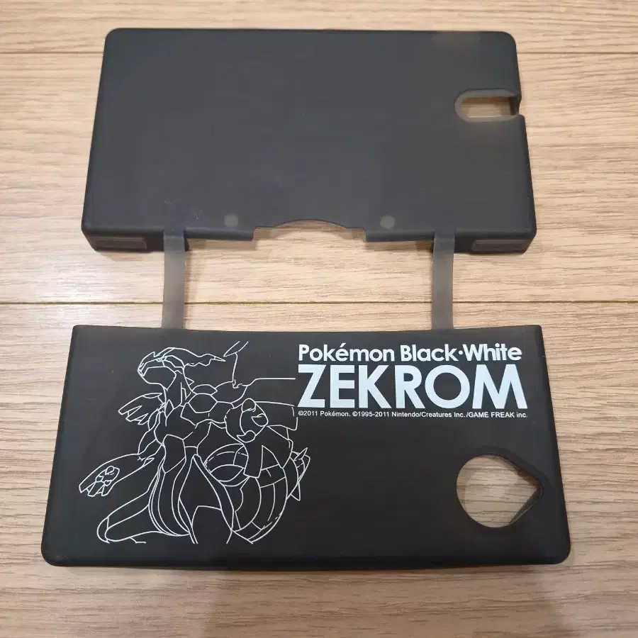 포켓몬스터 블랙 화이트 제크롬 zekrom 닌텐도dsi커버