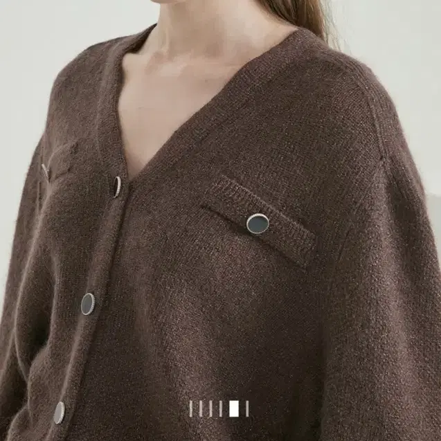 한섬 21fw 타임 글리터링 니트 가디건 프리