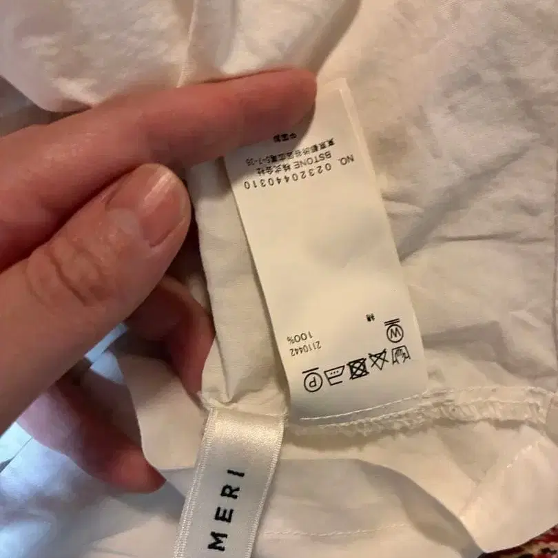 3번째 상품 이미지