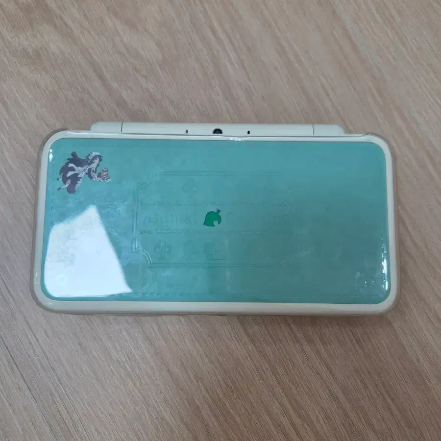 닌텐도 2DS LL 동물의 숲 에디션