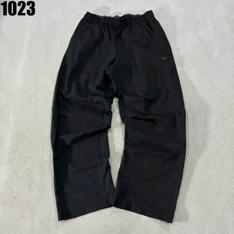 나이키 트레이닝 팬츠 블랙 90