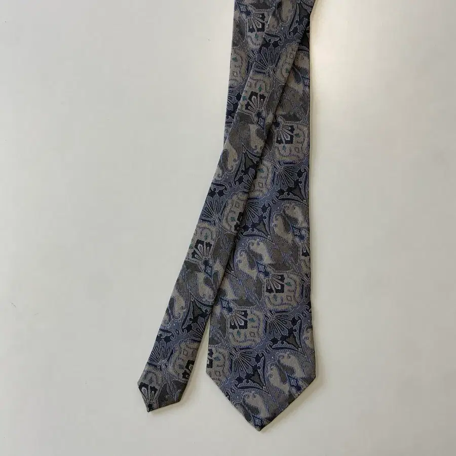 BALENCIAGA 발렌시아가 정품 명품 넥타이