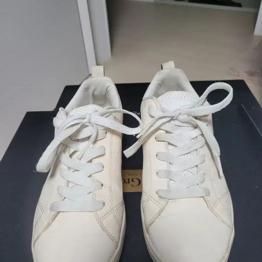 아디다스 네오 스니커즈 230mm 상태좋음
