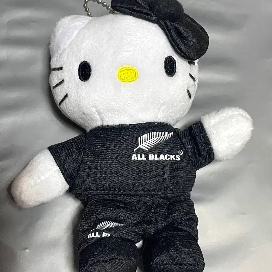 (미사용)헬로키티 올블랙스 인형 키링