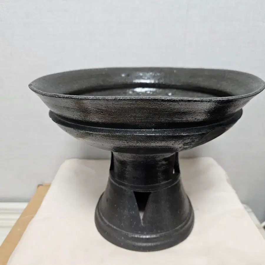 가야 토기 굽다리 접시