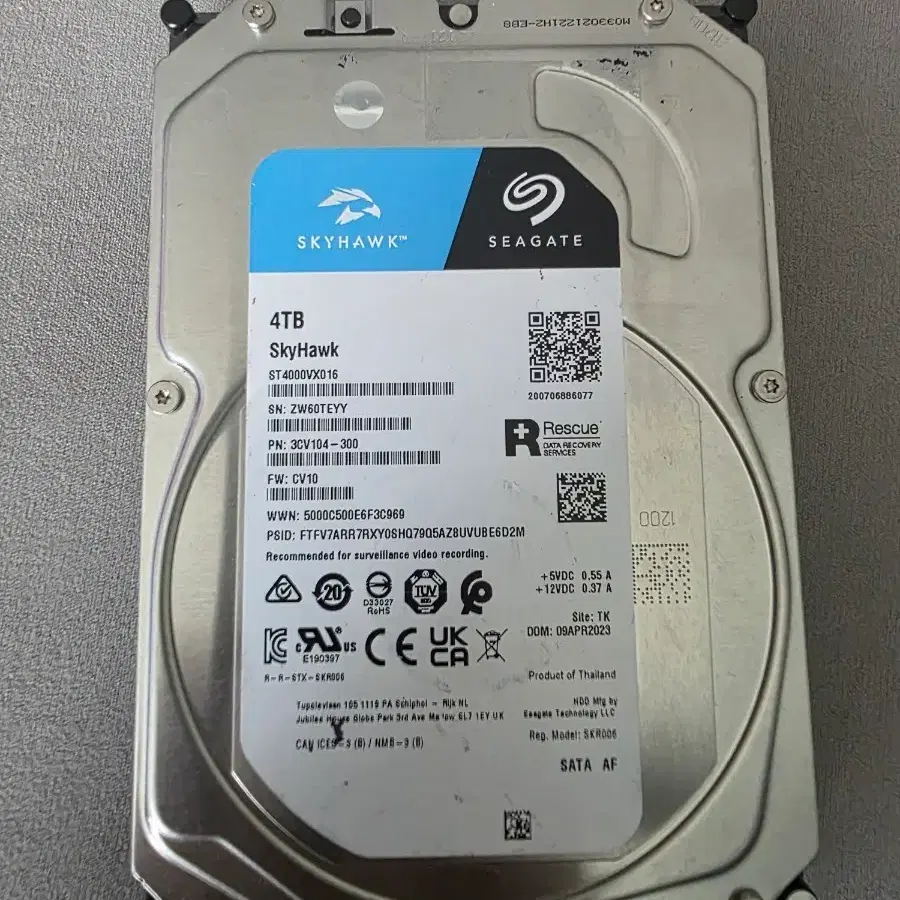 씨게이트 SkyHawk 4TB HDD ST4000VX016