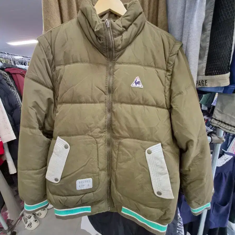르꼬끄 스포르티브 레코드 라인 숏 패딩 자켓