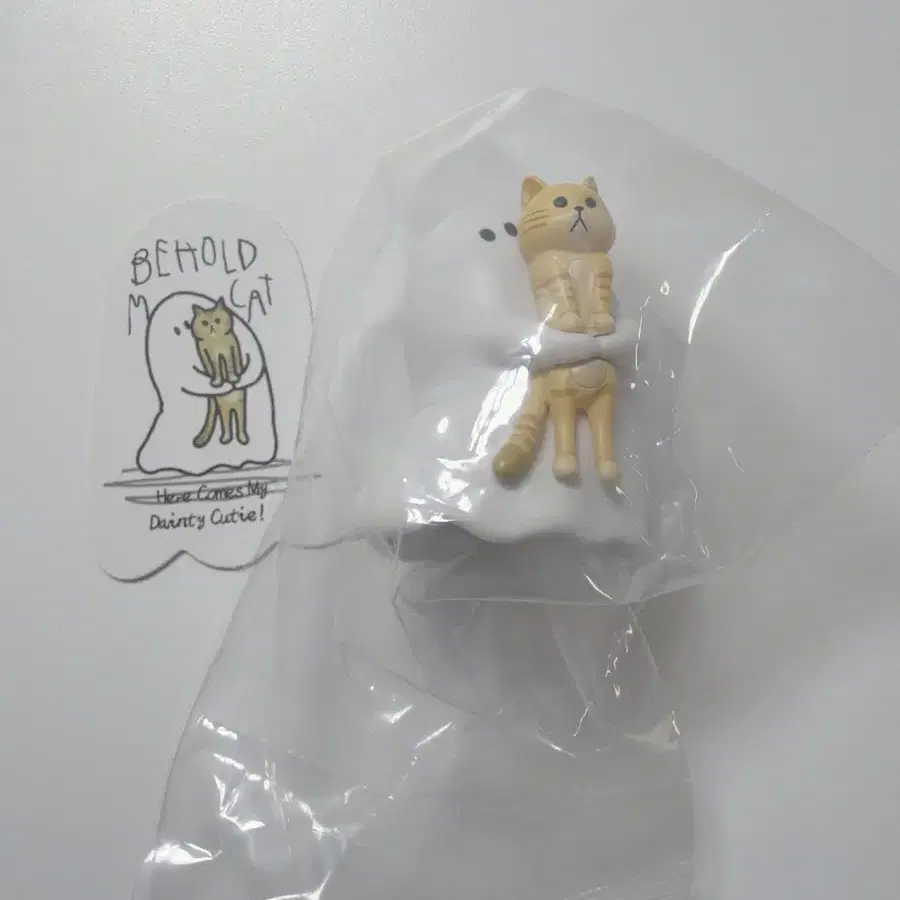 유령 고양이 피규어