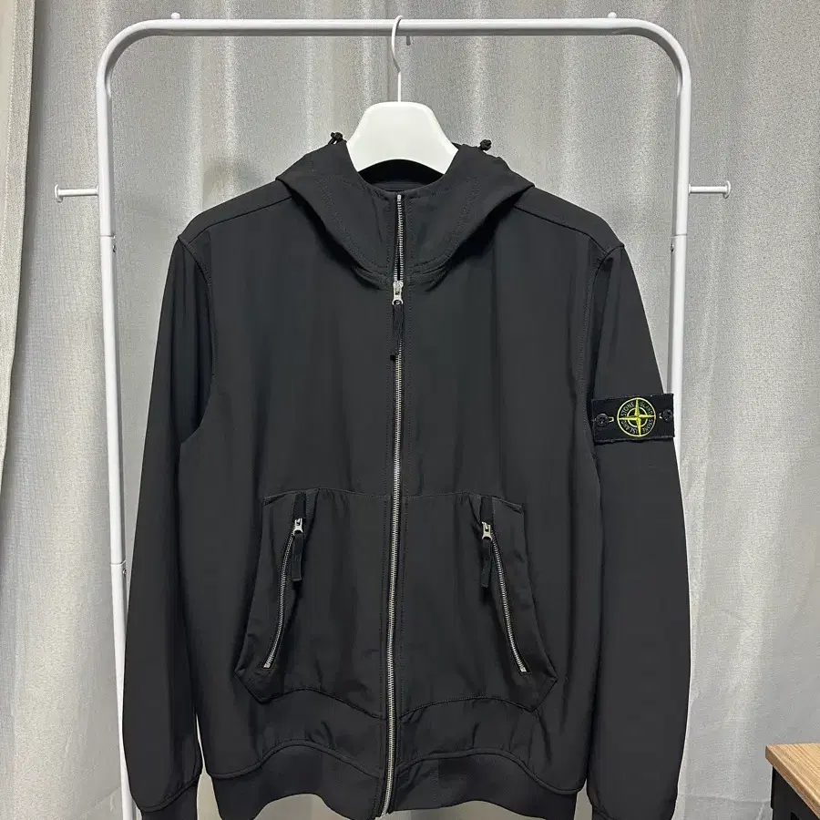 [XL Size] 스톤아일랜드 소프트쉘 (새상품급)