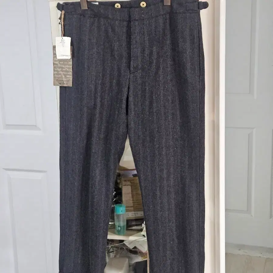 (새상품) 핀턱 스트라이프바지 34