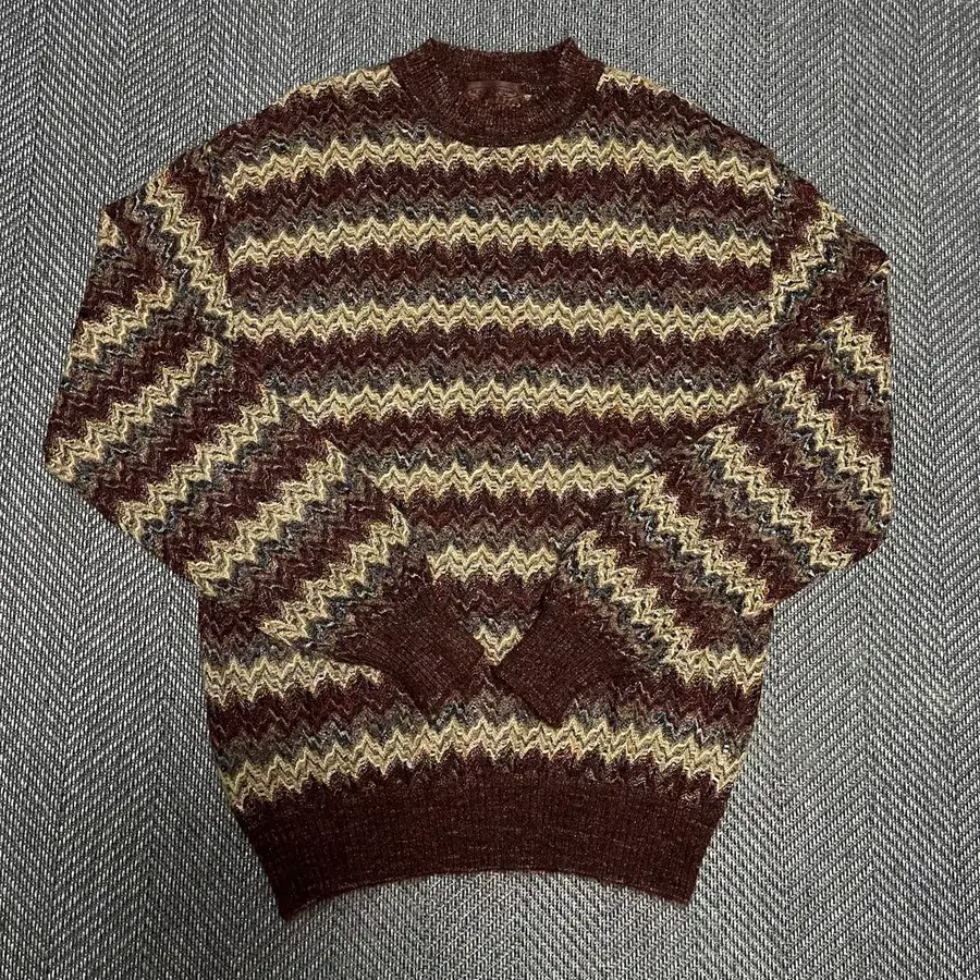 105] 미쏘니(MISSONI)모크넥 니트