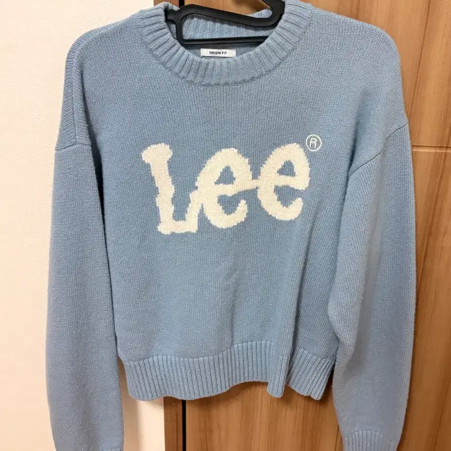 LEE 니트