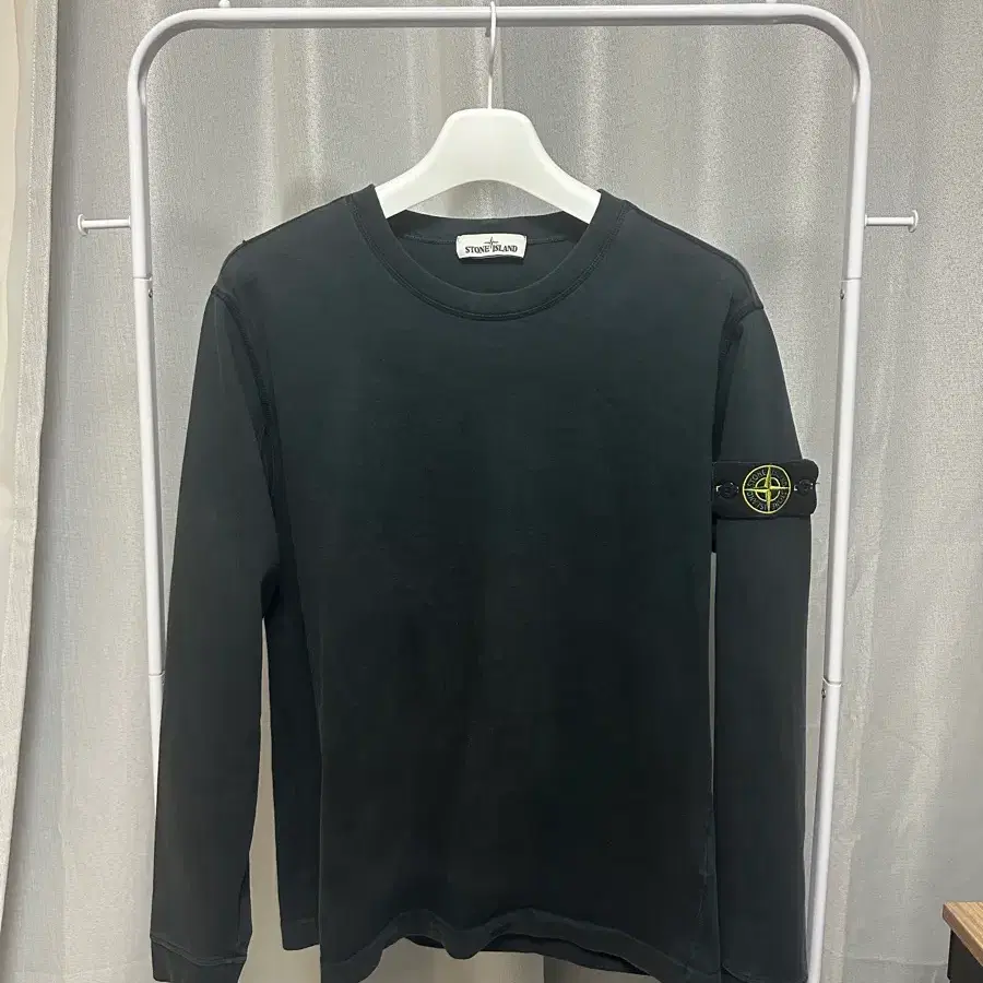 [L Size] 스톤아일랜드 맨투맨