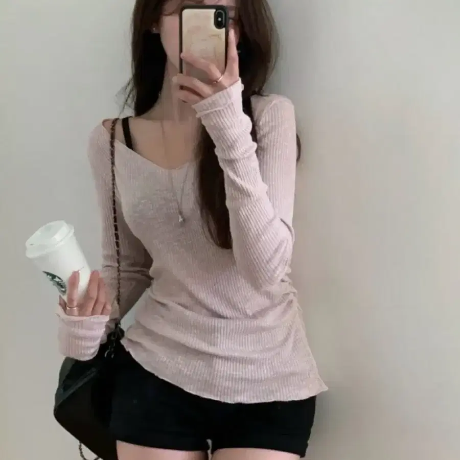 오브더로지 셔링 골지 핑크 수지 니트(원가3)