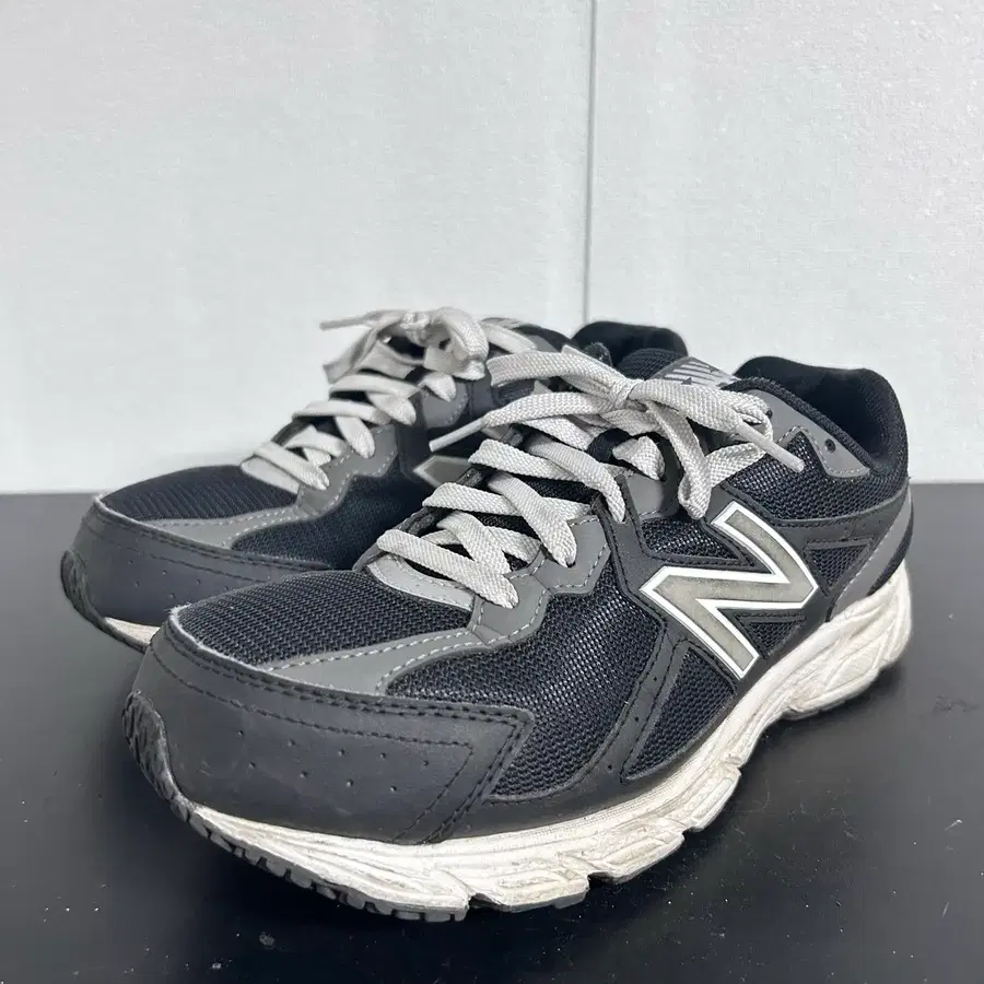 뉴발란스 480 v5 블랙 운동화(265)