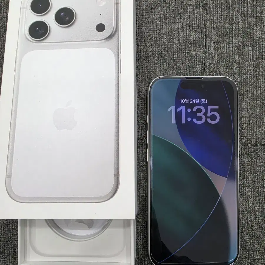 아이폰17프로 512GB 실버 판매합니다