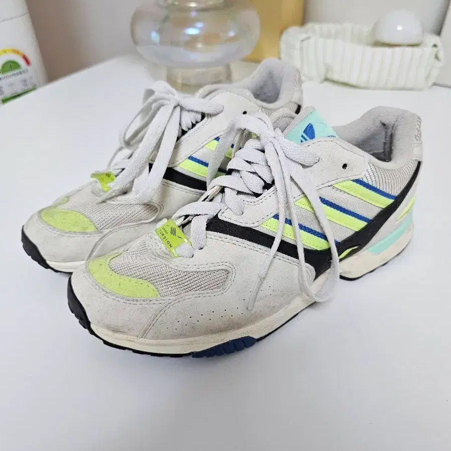 아디다스 운동화 2000 TORSION A14