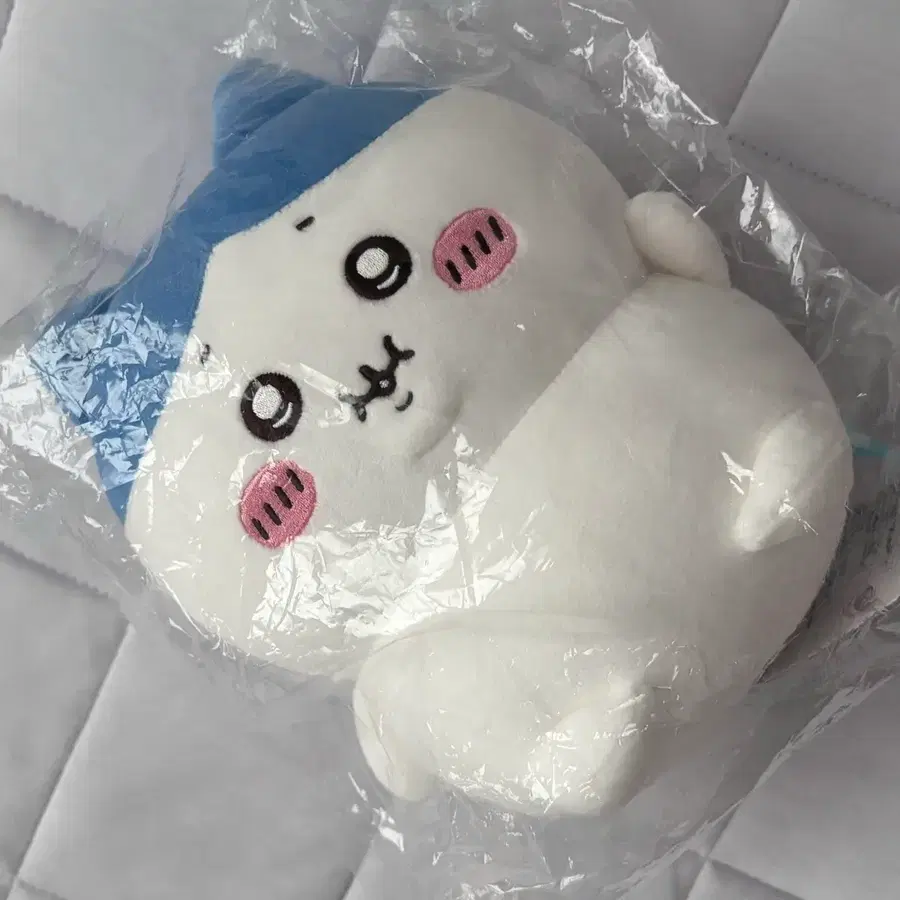 미개봉 뚱뚱 하치와레 뚱치와레 돼지와레 중형 너무 많이 먹었어 인형 판매합니다!