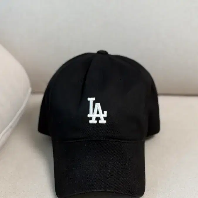 MLB 루키 언스트럭쳐 볼캡 LA다저스 블랙 팝니다!