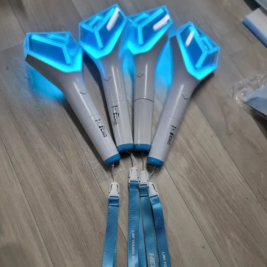 임영웅 응원봉 + 임영웅 우비