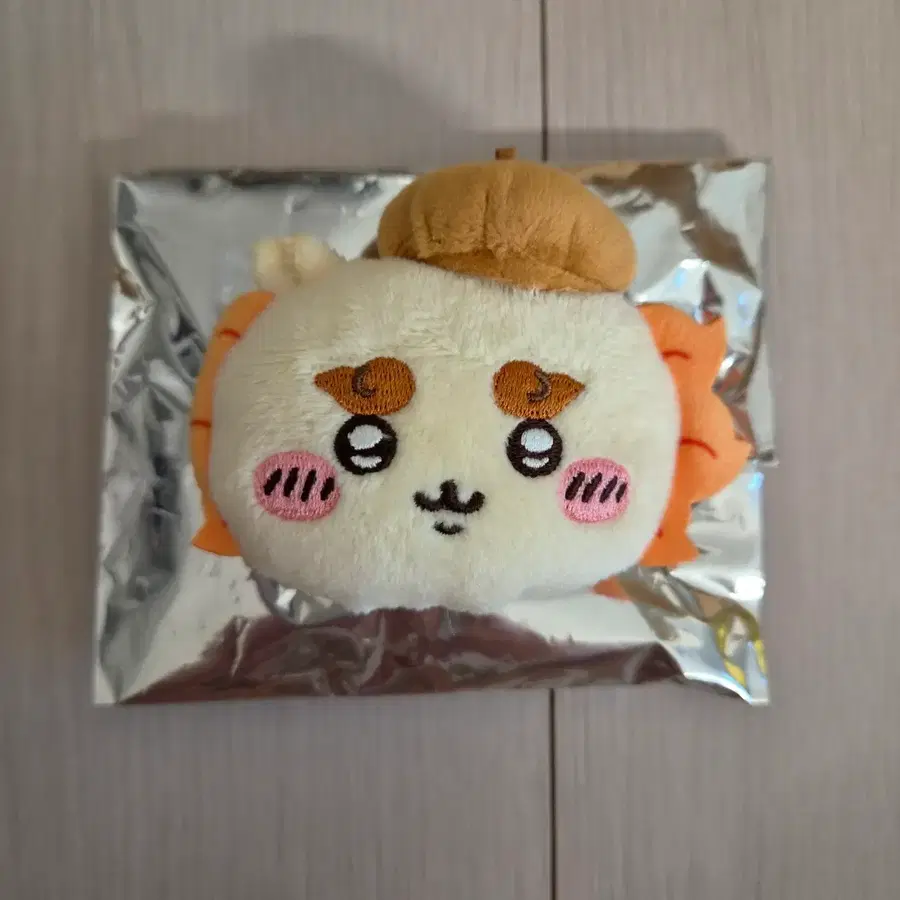 치이카와 도쿄 미야게 시사 베레모 인형 뱃지