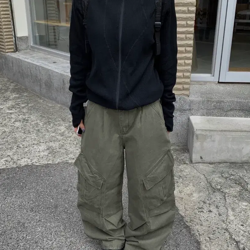 문즈 스틱 절개 후드집업
