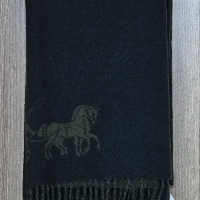코치 홀스 앤 캐리지(Horse & Carriage) 머플러