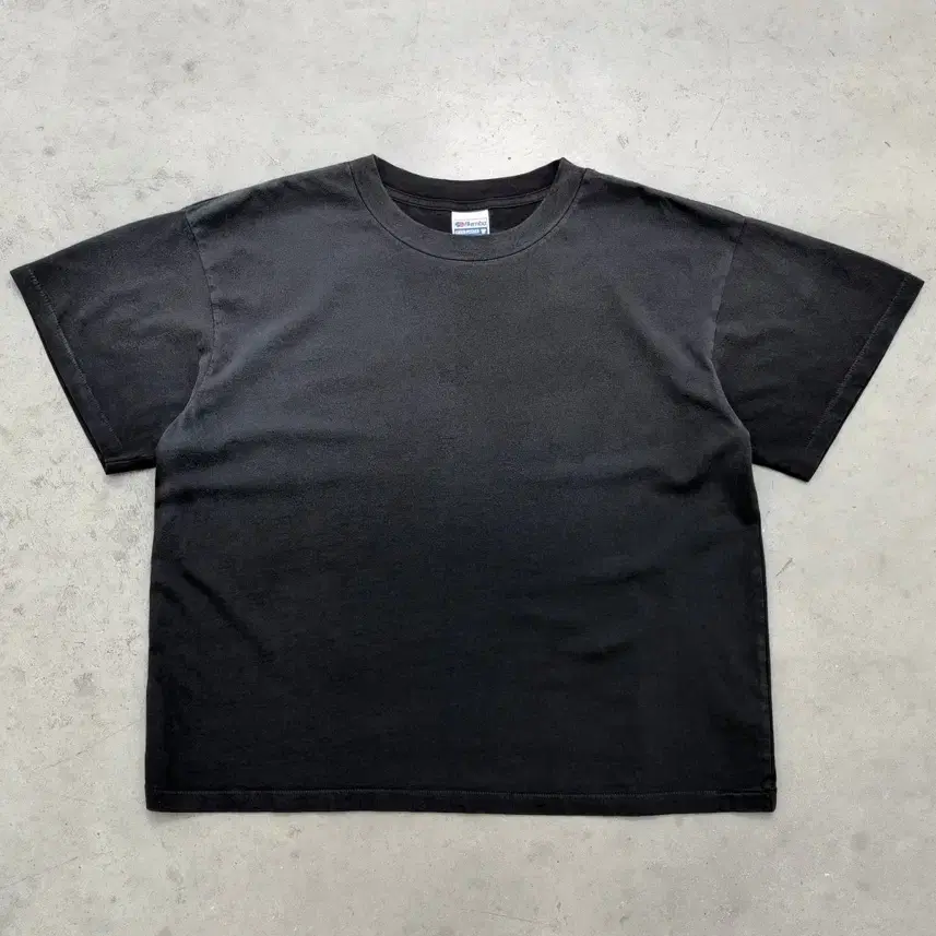 [L] 아킴보 클럽  CHAIN-PEEKER MID-WEIGHT TEE - SUN FADED BLACK
