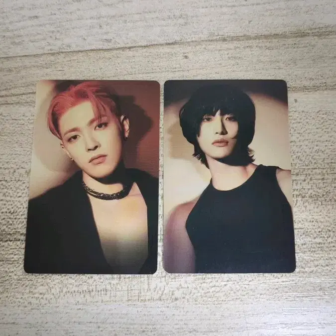 에이티즈 홍중 성화 비공식 포카