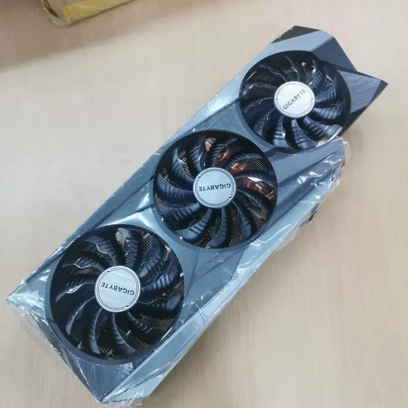 기가바이트 RTX 3080 그래픽카드용 냉각팬