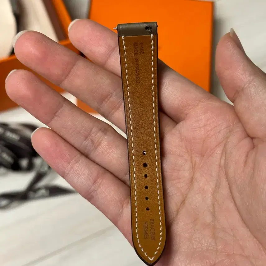 에르메스 h아워 25mm 스몰사이즈(스트랩 에토프, 블랙 2가지) 사진 8