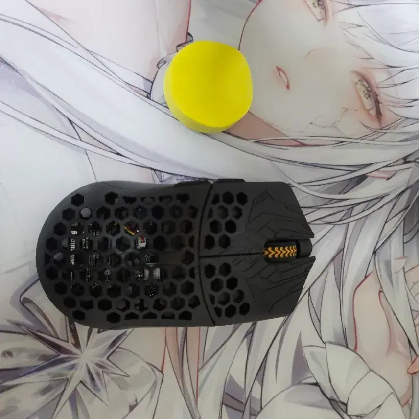 ファイナルマウスulxコンペティションミディアムサイロックスv6基板