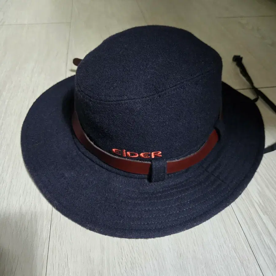 아이더 여성 방한 등산 페도라(중절모) 모자