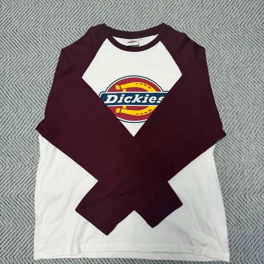 디키즈 롱슬리브