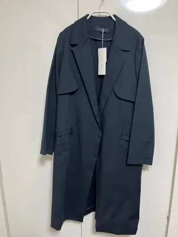 새상품 미사용품 택 포함 SACRA 코트