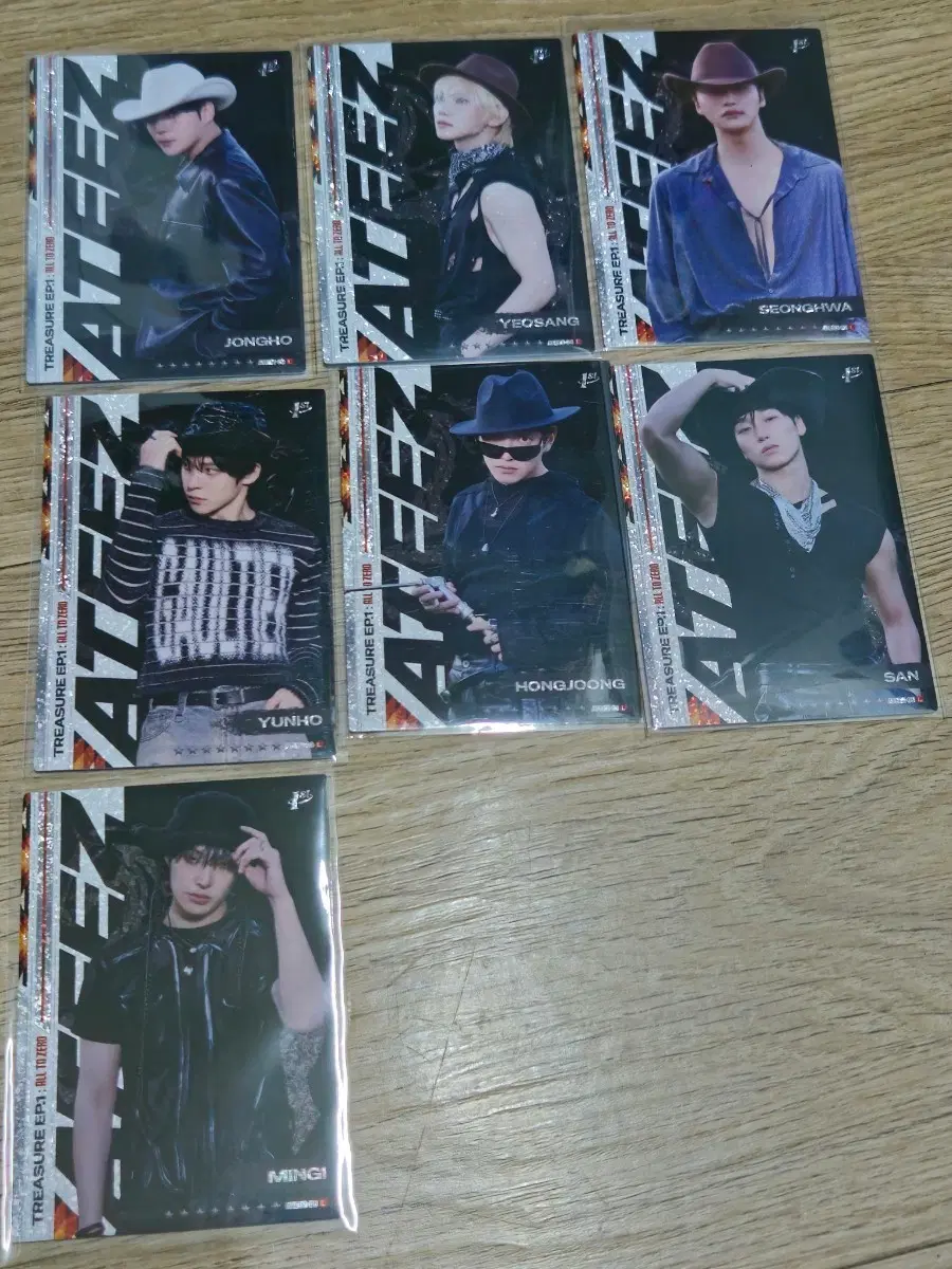 Ateez ATEEZ Leader Card 7 pieces Teleca