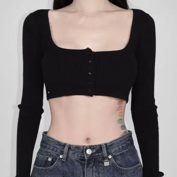새상품) 페일제이드 버튼 볼레로 크롭 가디건 블랙 free