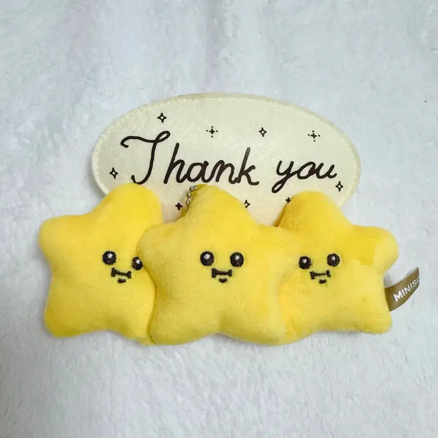 미니소 치이카와 땡큐 별똥별 노란 별세개 마스코트 thank you miniso