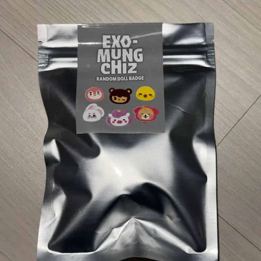 엑소 뭉치즈 뱃지 양도