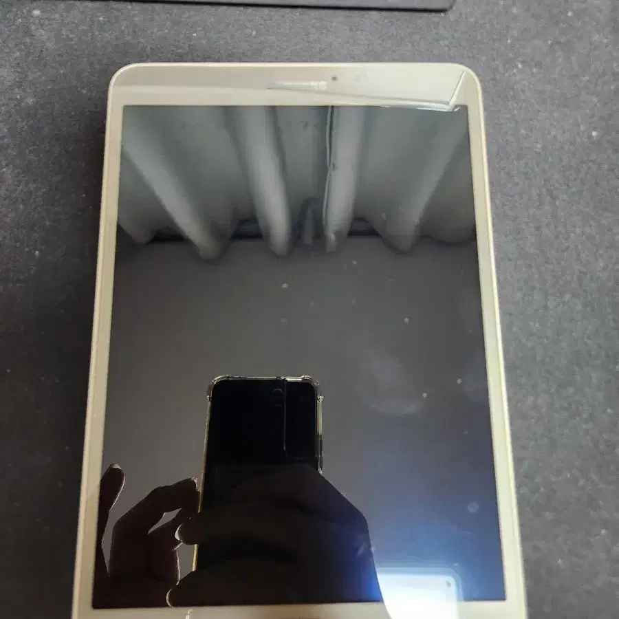 고장난 갤럭시탭 S2 32GB (부품용)