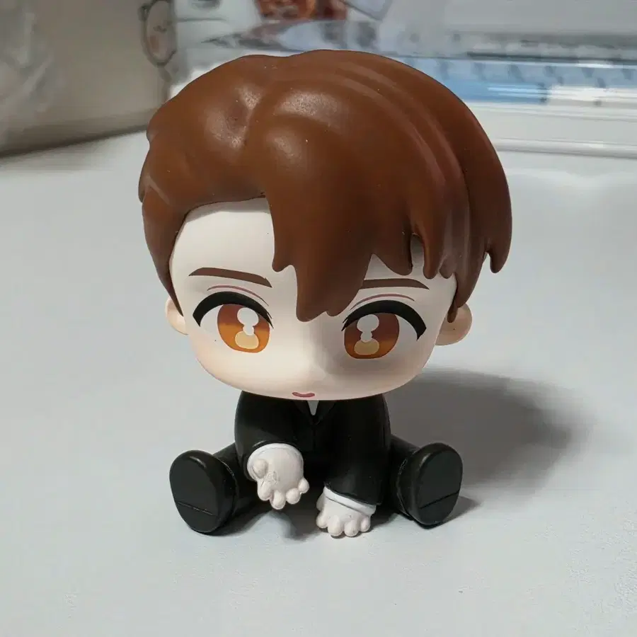 괴담출근 모두 앉아 피규어 박민성