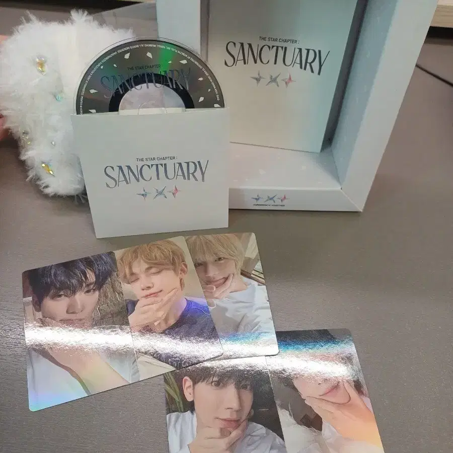 투바투 Sanctuary merch