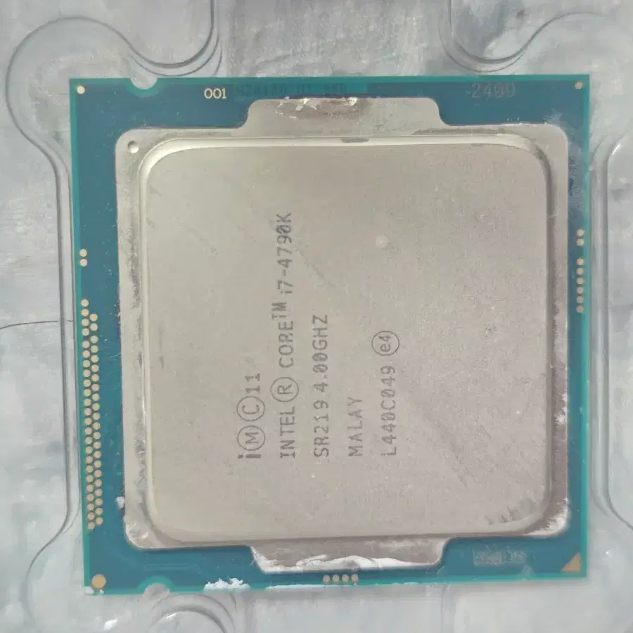 인텔 코어 i7-4790K CPU