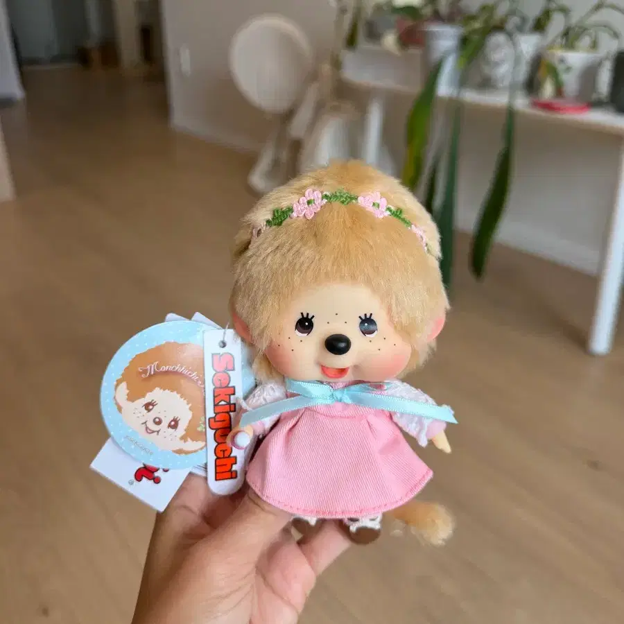 홍콩 한정 빅헤드 대두 몬치치 플라워 핑크 원피스 화환