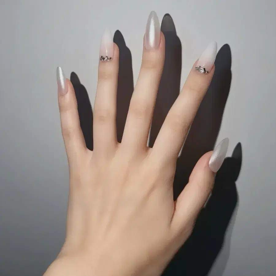 글리터 그라데이션 보석 네일팁
