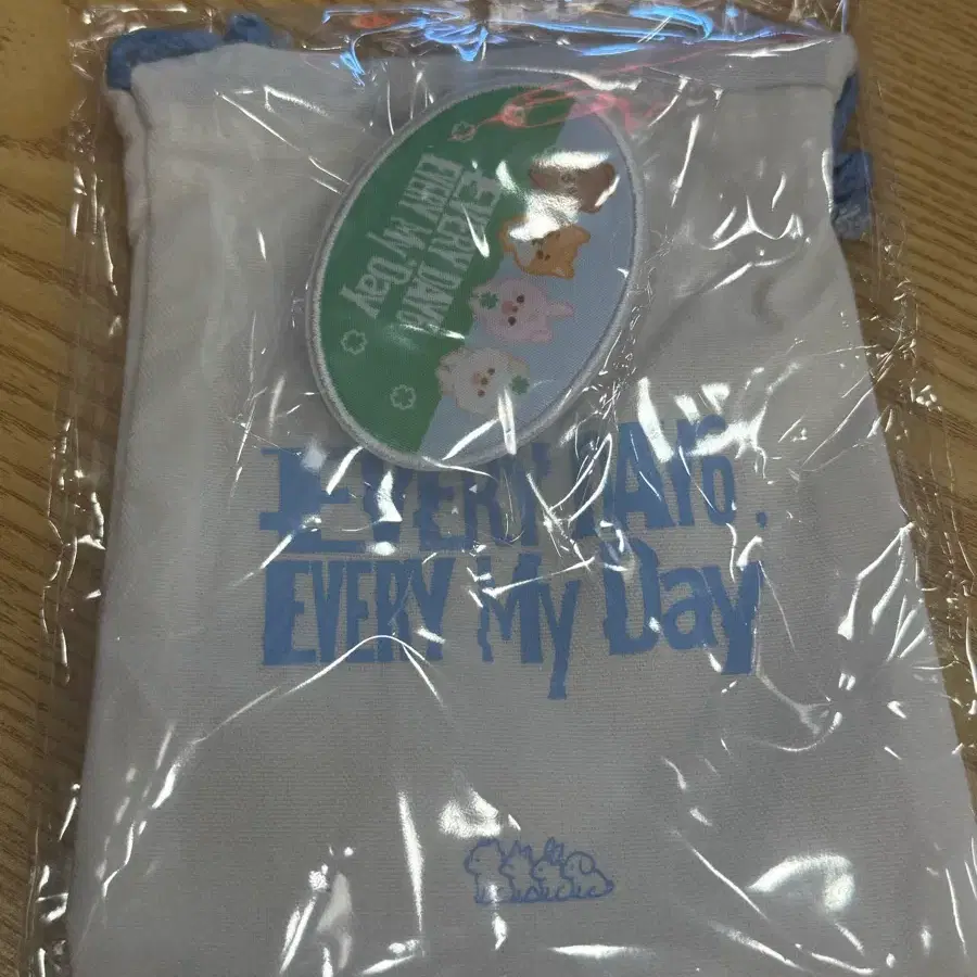 데이식스 팬미팅 마데존 팬클럼 기프트 일괄 양도