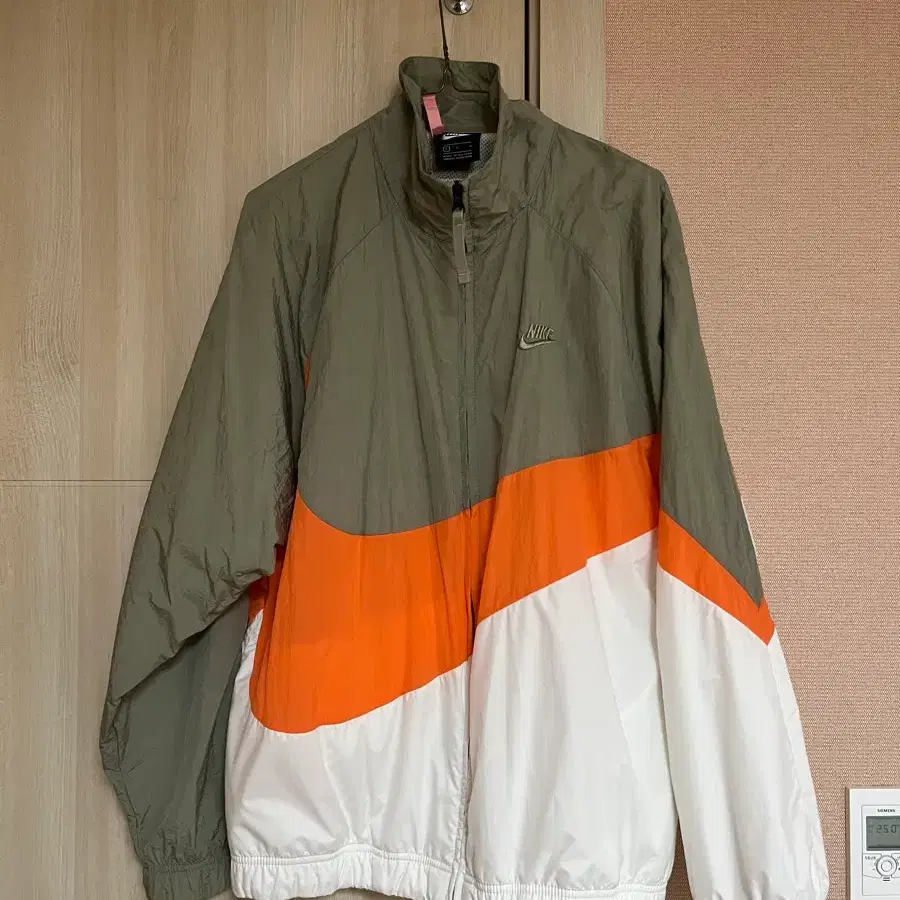 나이키 빅스우시 바람막이 L