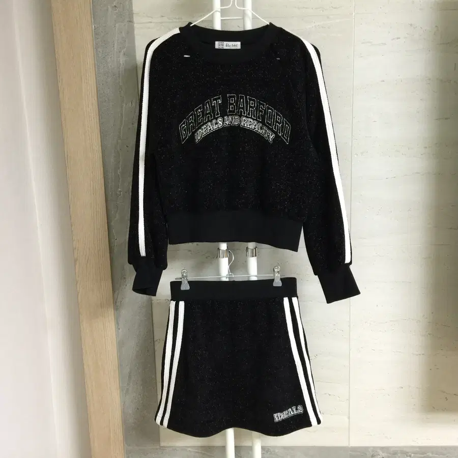에고이스트 23fw 웨이스트 스웻 셔츠 스커트 SET